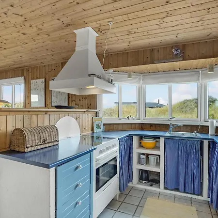 Cozy In Frostrup With Kitchen