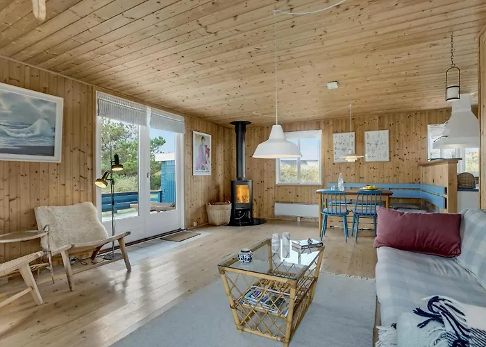 Holiday home Svenstibakkevej Ii Frostrup