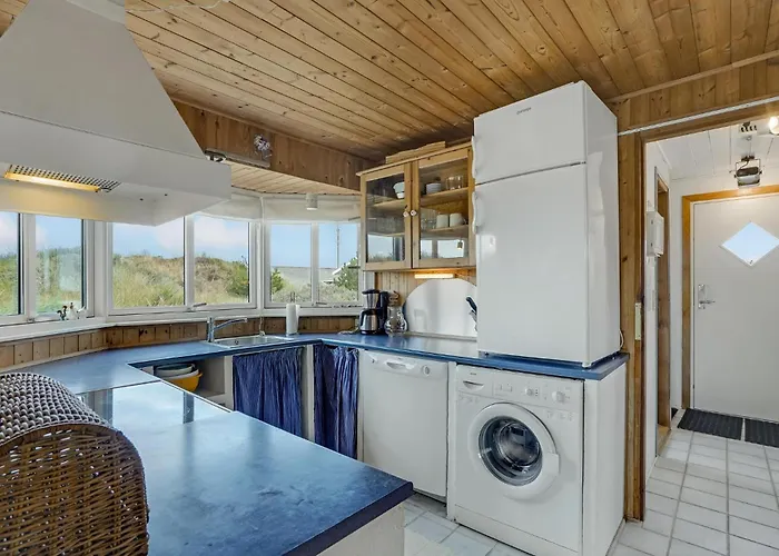 Holiday home Svenstibakkevej Ii Frostrup